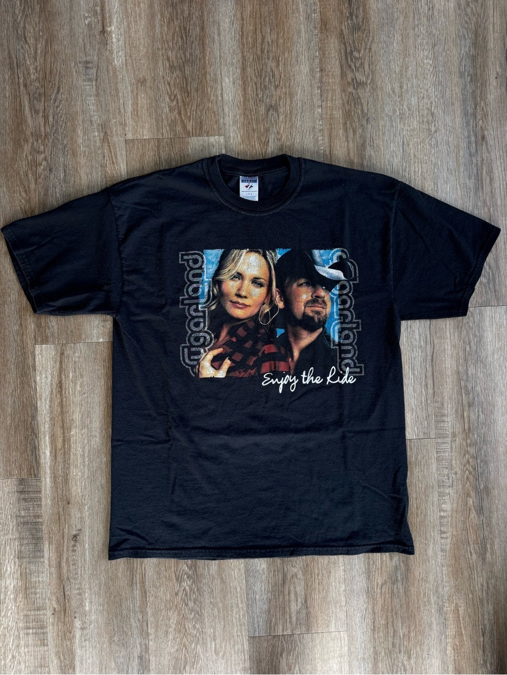 Sugarland Enjoy the Ride Country Music Tour T-Shirt - size Large
